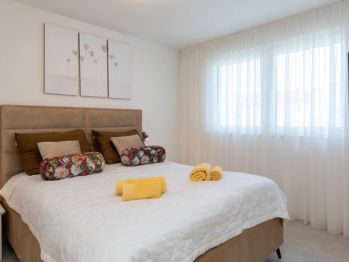 Residence Nar Poreč Eksteriør bilde